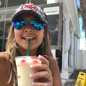 Meet your Posher, Renata